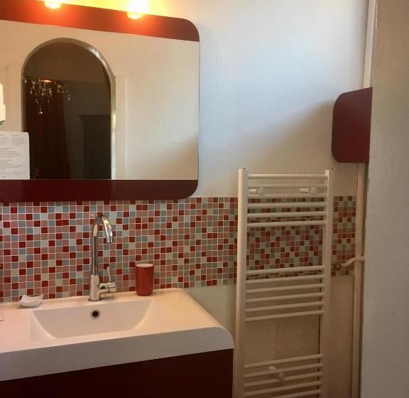 Номер Стандарт, Hôtel Saint Louis Chambres Et Appartement