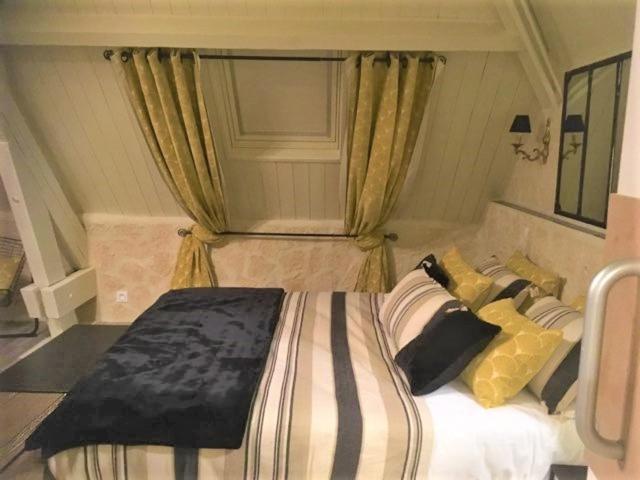Номер Комфорт, Hôtel Saint Louis Chambres Et Appartement