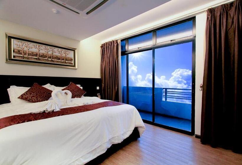 Номер Executive Кровать Кинг, J Suites