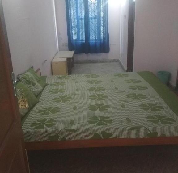 スタンダードルーム, Jwala Niketan Eco Homestay