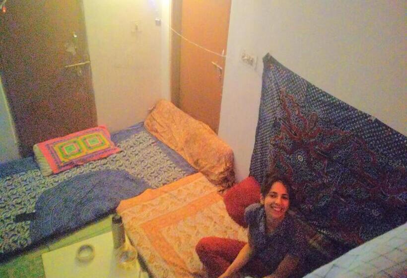 スタンダードルーム, Jwala Niketan Eco Homestay