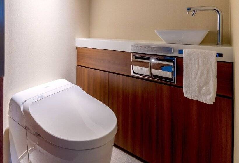 Люкс Вид на Сад, Solaria Nishitetsu Hotel Kyoto Premier