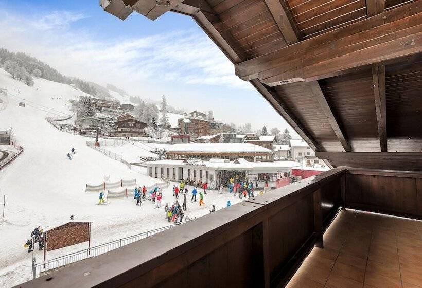 Economy Triple Room, Pinzgauerhof Ski & Bike   Inclusive Evening Dinner