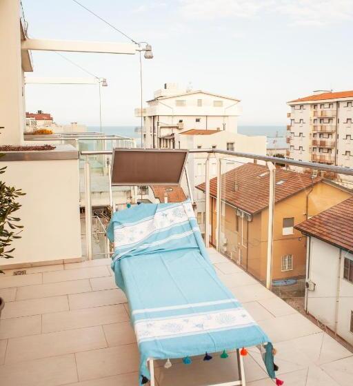 １ベッドルームペントハウスアパート, Residence Sunrise Cesenatico