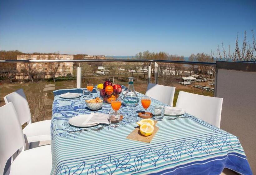 ペントハウス２ベッドルームアパート, Residence Sunrise Cesenatico