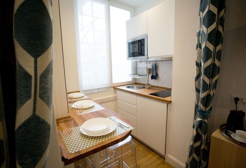 استودیوی لوکس, Atmosfere Guest House  Cinque Terre E La Spezia