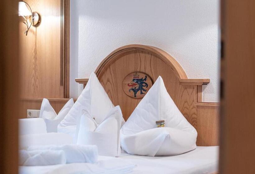 اتاق عادی, Burghotel Alpenglühn