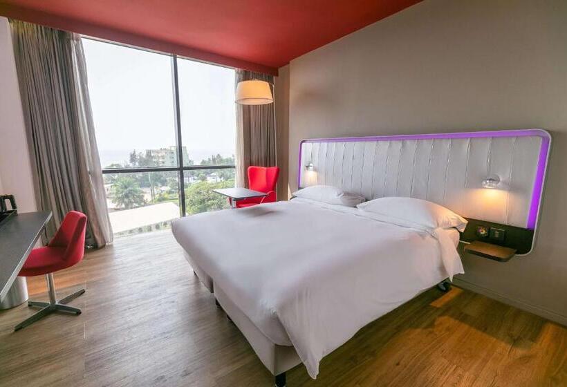 اتاق سوپریور با چشم‌انداز دریا, Park Inn By Radisson Libreville