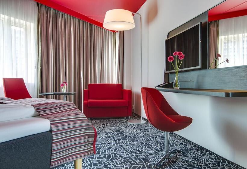 سوییت با چشم‌انداز دریا, Park Inn By Radisson Libreville