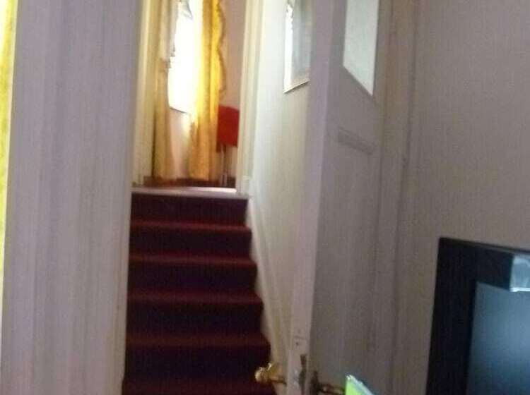 استودیوی استاندارد, Residenza Galatea