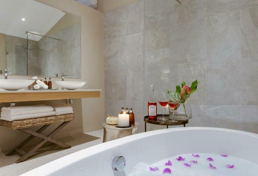 Люкс Классика, The Jordan Suites