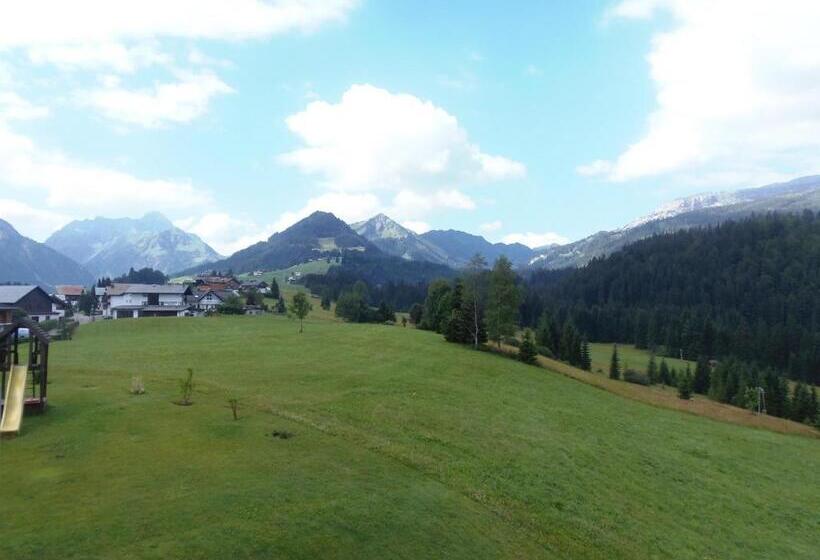 Семейный Номер, Gästehaus Boersch