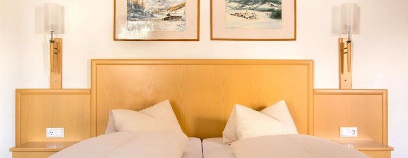 غرفة قياسية رباعية, Kärntnerhof