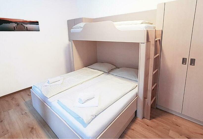 Номер Стандарт Трехместный, Jugend  Und Familiengästehaus Heiligenblut
