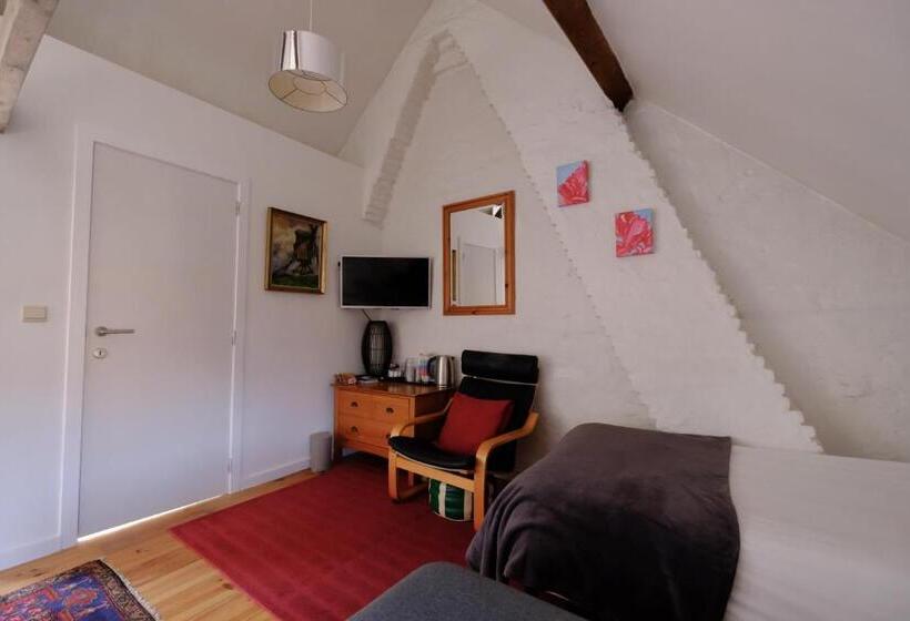 Четырехместный Номер Стандарт, Collier S B&b