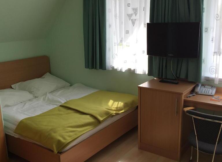 Семейный Номер, Highway   Bed & Breakfast