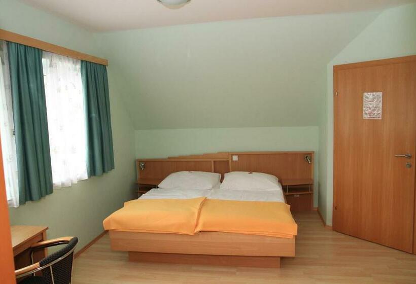 Номер Стандарт, Highway   Bed & Breakfast
