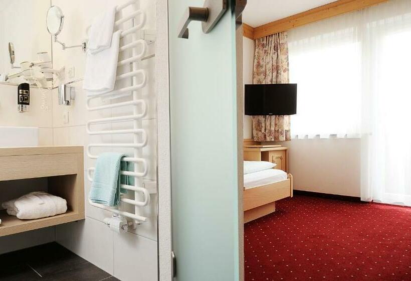 スタンダードシングルルーム, Alp Larain B&b