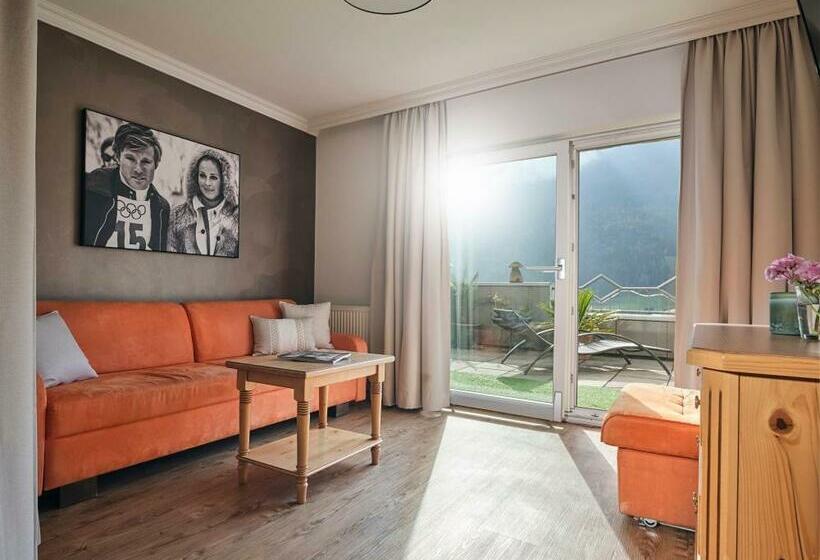 Семейный Номер, Garni Pinzgau, Bernd Hüttl