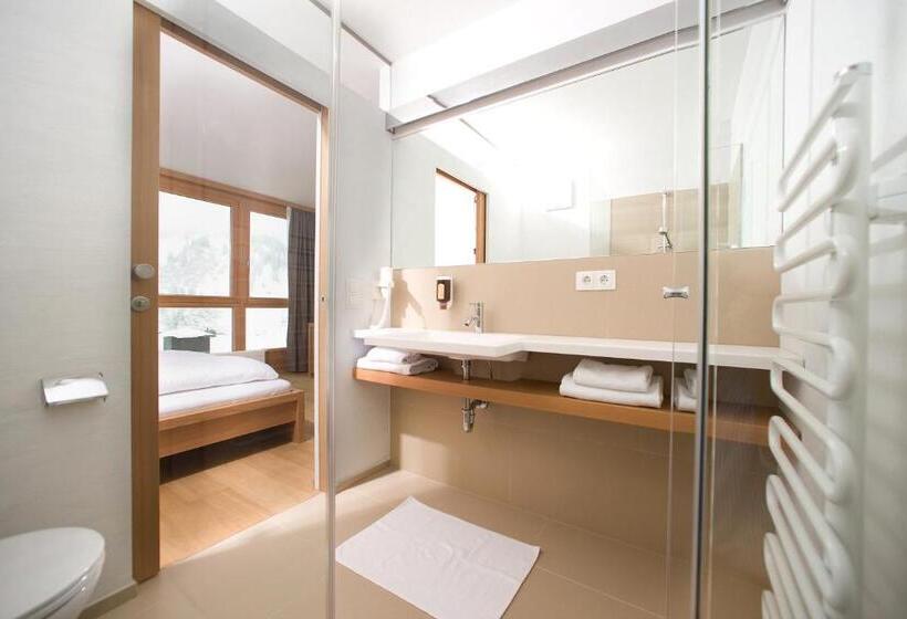 山の見えるジュニアスイート, Manggei Designhotel Obertauern