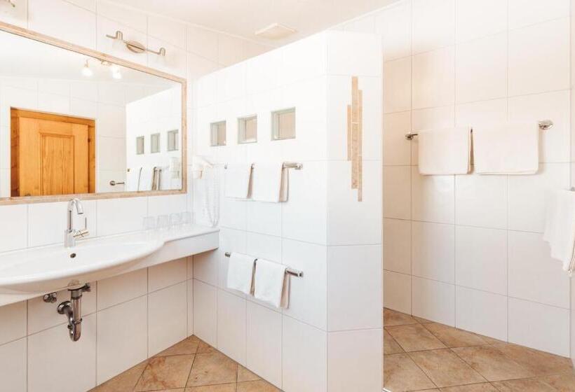 Шале 1 Спальня, Regitnig   4 Sterne Hotel Und Chalets