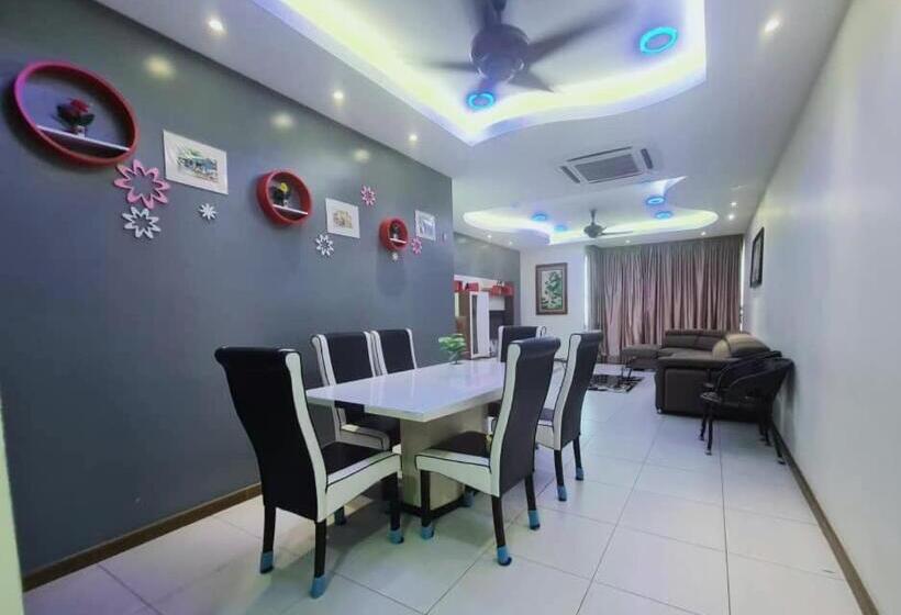 Апартаменты 1 Спальня Вид на Море, Sekinchan Seaview Homestay 7 High View