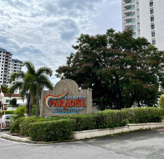 Deluxe Suite Sea View, Seaview Deluxe@rainbow Paradise Tg Bungah 4 6pax