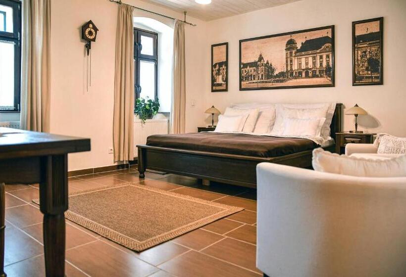 3-Bett-Standardzimmer, Szin Es Vendeghaz