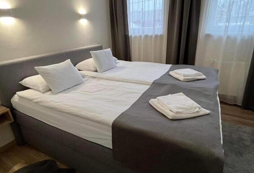 Люкс Superior, Brill Hotel Békéscsaba