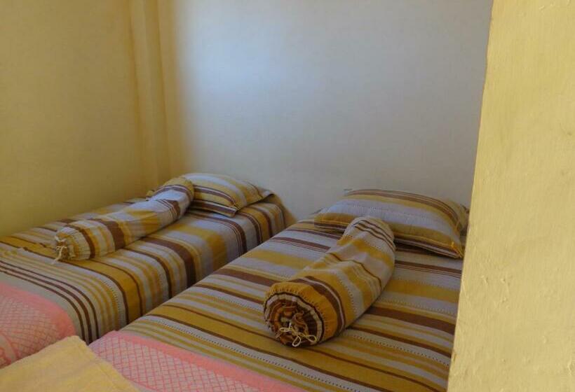 اتاق استاندارد, Musafir Inn
