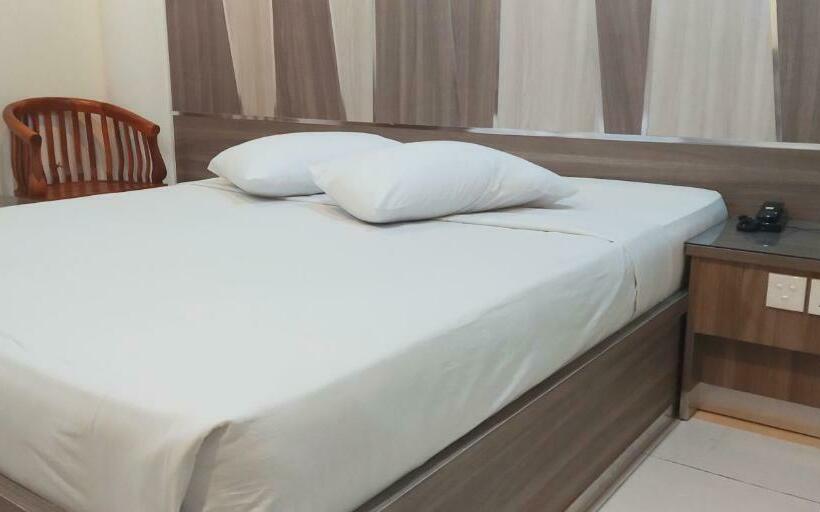 Номер Deluxe, Paradise