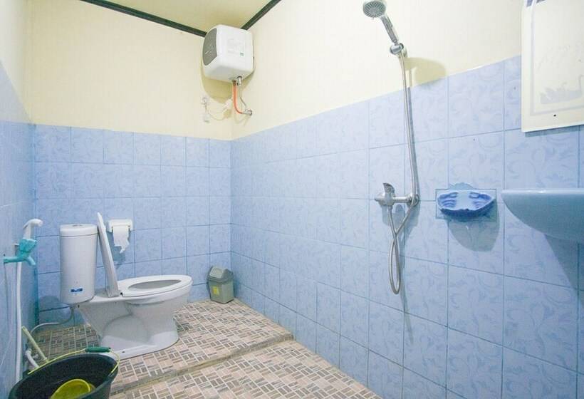 Номер Стандарт, Reddoorz @ Mawun Street Kuta