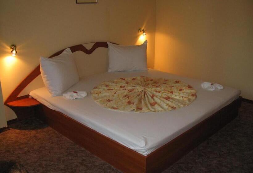 스탠다드 룸, Family Hotel Familya