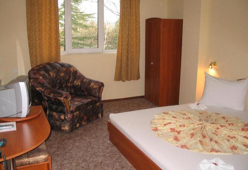 스탠다드 룸, Family Hotel Familya