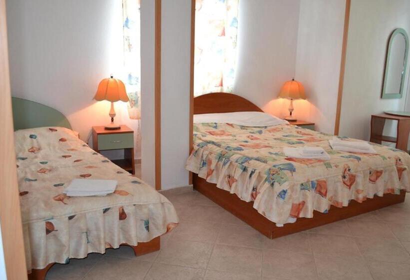 이코노미 룸, Family Hotel Magnolia