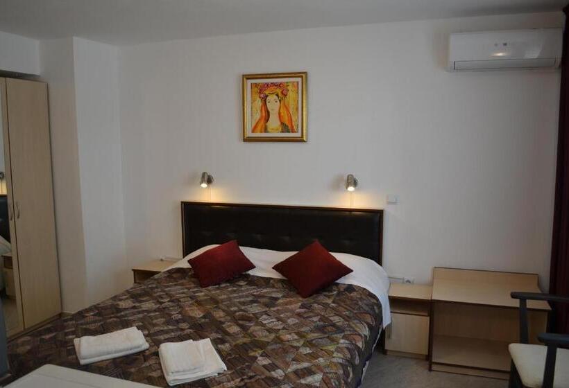 이코노미 룸, Family Hotel Magnolia