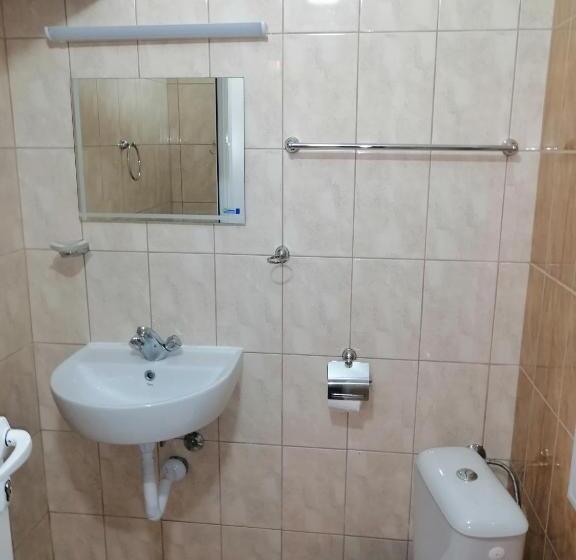 استودیوی استاندارد با چشمانداز دریا, Femili Hotel Diveda