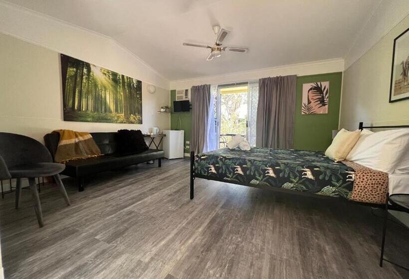 Номер Стандарт, Colonial Village Resort