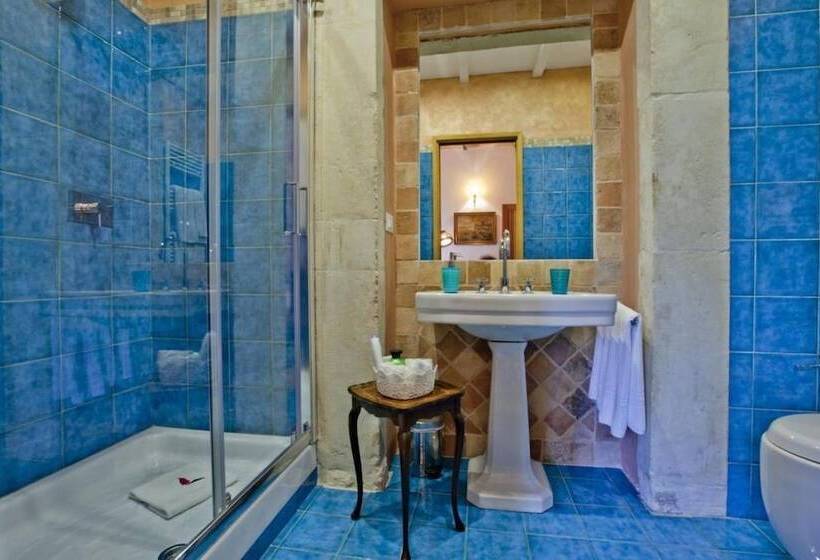 اتاق استاندارد سه نفره, B&b Il Marchese Del Grillo