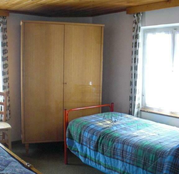 اتاق استاندارد سه تخته با سرویس بهداشتی مشترک, B&b Rosalpina
