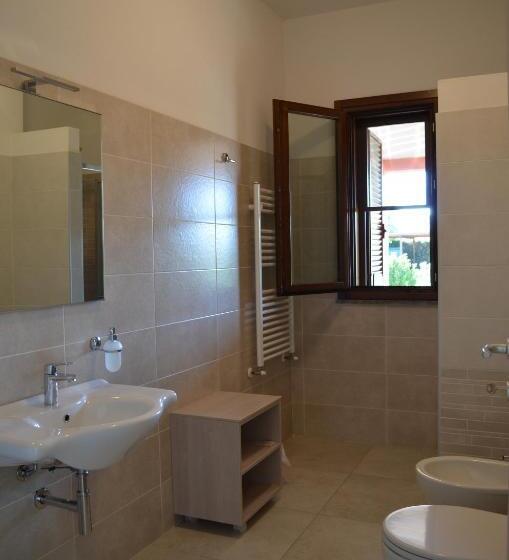 חדר סופריור לשלושה, Agrialbergo Capalbio