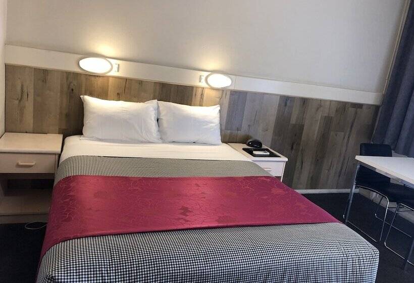 Номер Deluxe, Wattle Tree Motel