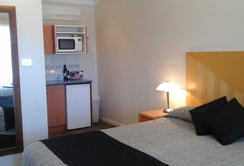 Номер Deluxe, Willows Motel