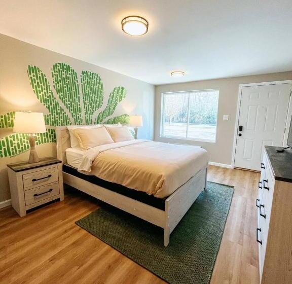 标准工作室, Meadow Room At The Trailblazer Unit 7