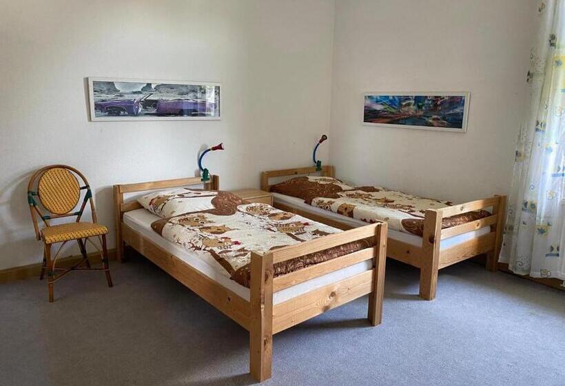חדר סטנדרט, Monteurzimmer Alte Schule Heberndorf 1