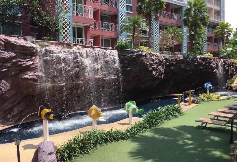 Четырехместный Номер Стандарт, Grande Caribbean Resort Pattaya
