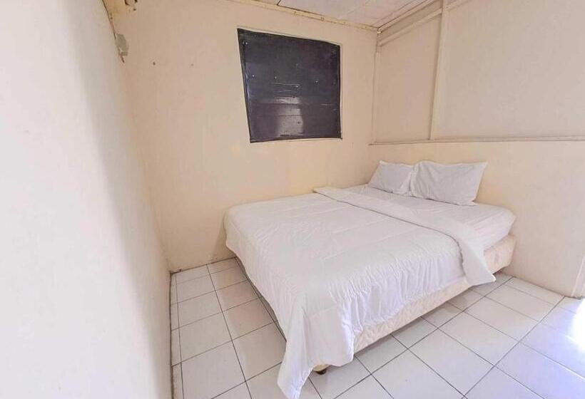 Номер Стандарт, Spot On 93840 Guest House Amanda Syariah