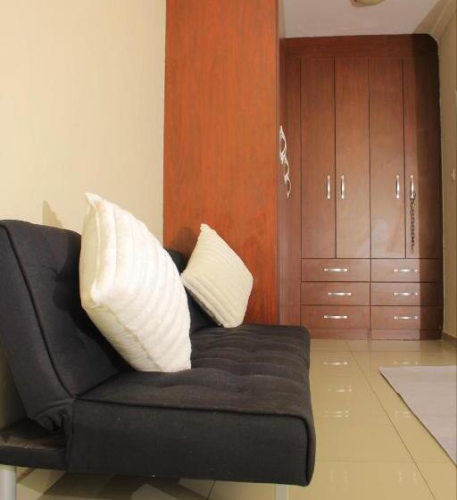 اتاق لوکس, Kunzi B&b