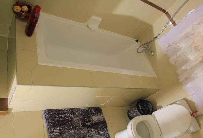 اتاق لوکس, Kunzi B&b