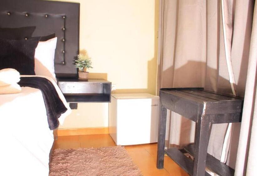 اتاق استاندارد, Kunzi B&b